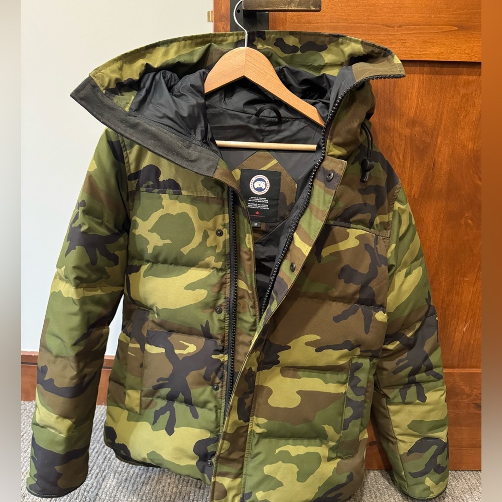 Canada Goose Macmillan Down Parka- Camo